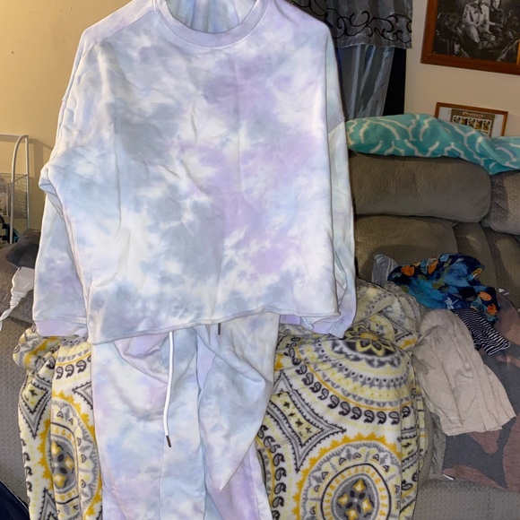 Bundle cloths get a gift with purchase - Picture 2 of 12